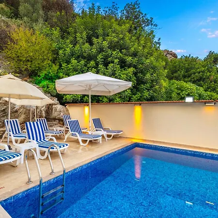 Leslion Turunc Hotel 3*