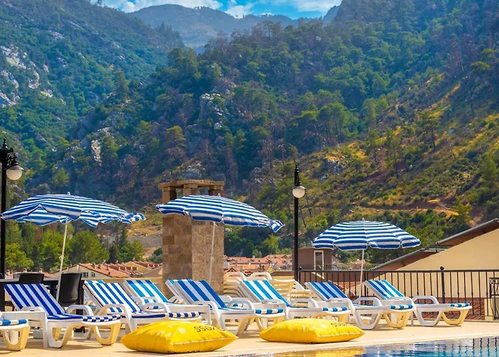 Leslion Turunc Bed & Breakfast 3*